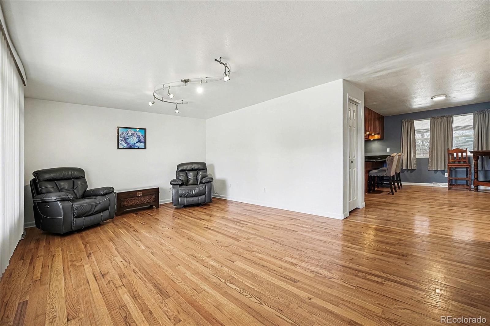MLS Image #3 for 7001 s dexter street,centennial, Colorado