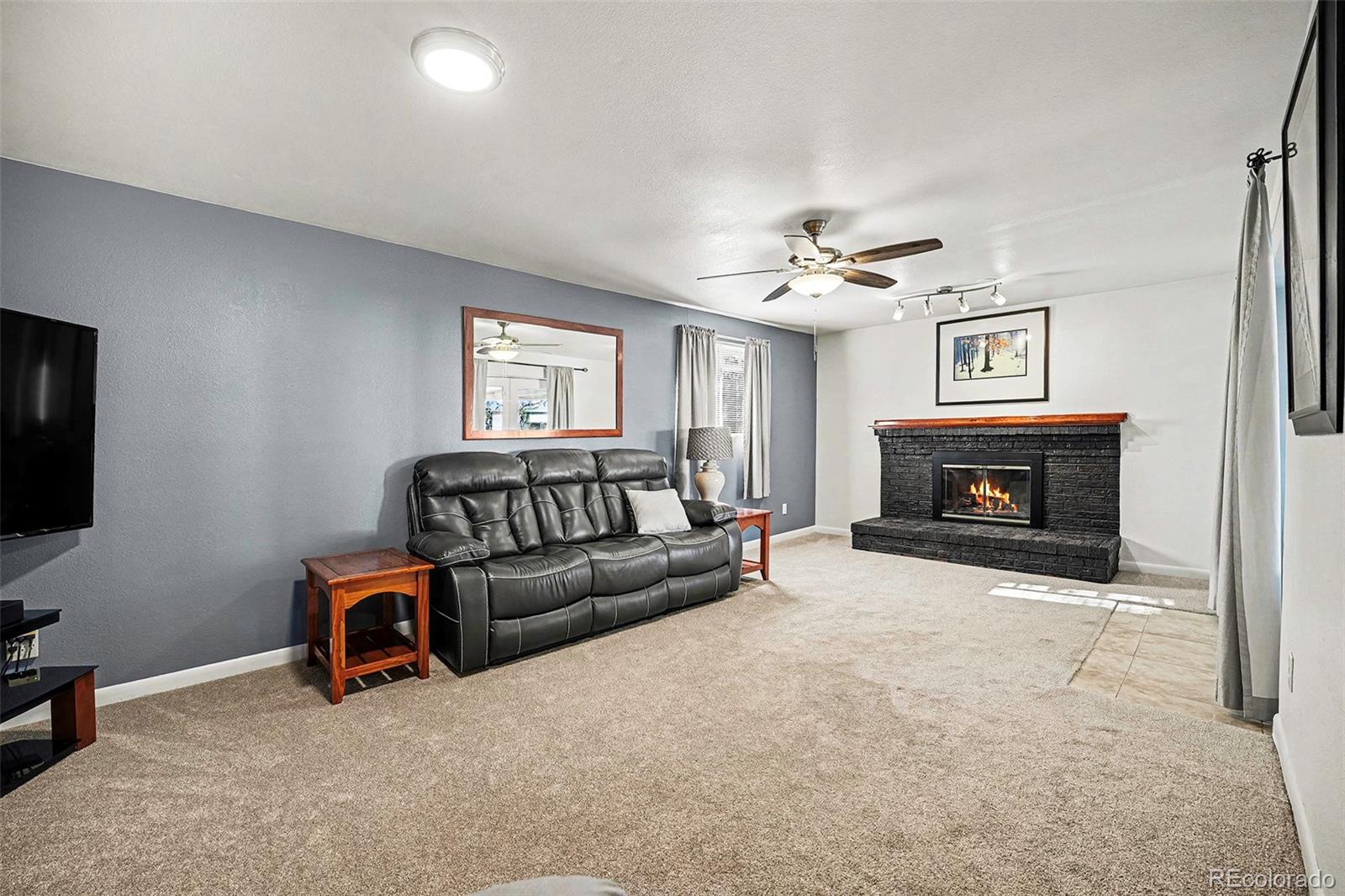 MLS Image #4 for 7001 s dexter street,centennial, Colorado