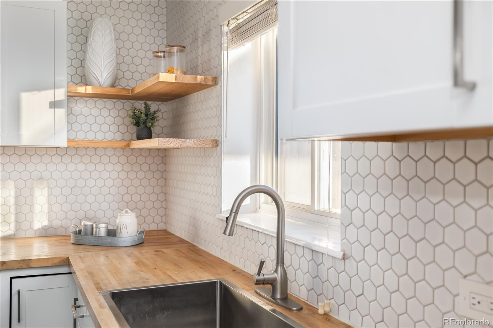 MLS Image #11 for 3690  olive street,denver, Colorado