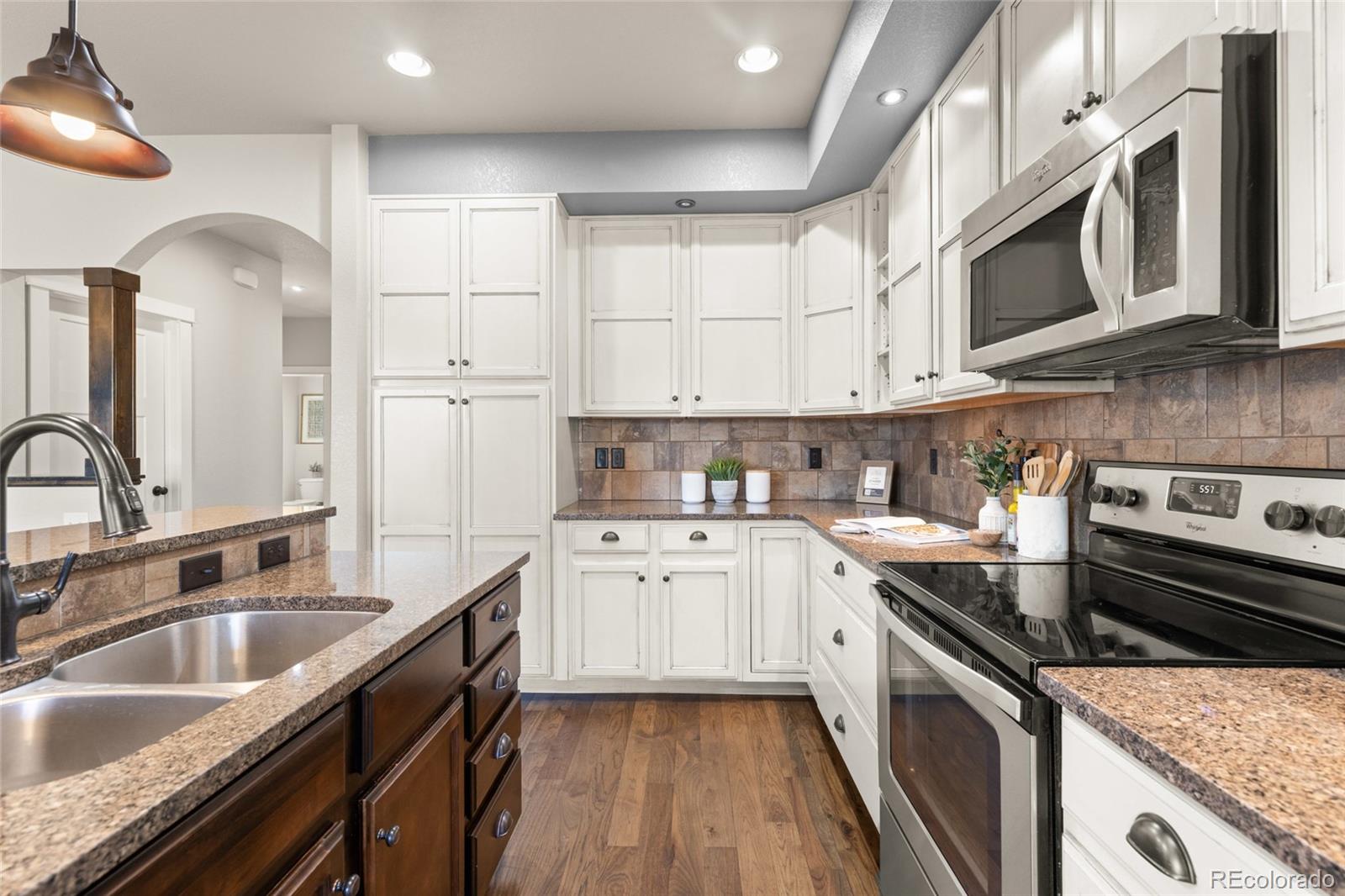 MLS Image #5 for 1107  crescent drive,windsor, Colorado