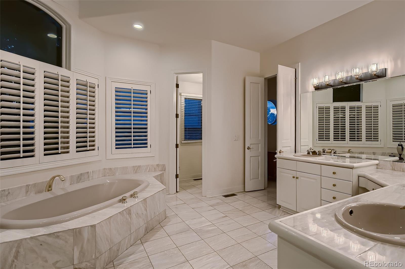 MLS Image #20 for 8561  colonial drive,lone tree, Colorado