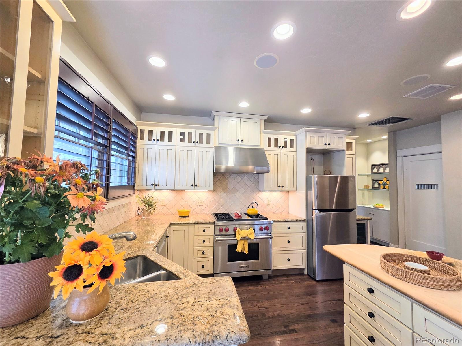 MLS Image #15 for 601  milwaukee street,denver, Colorado