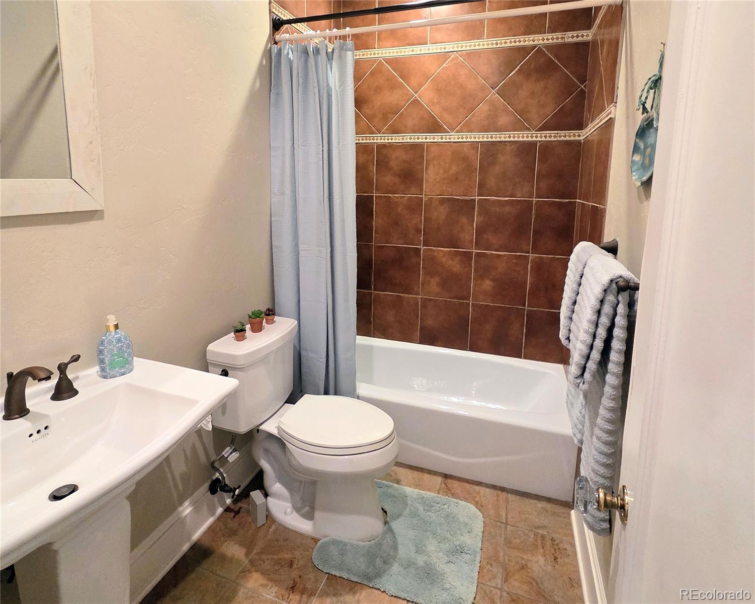 MLS Image #25 for 601  milwaukee street,denver, Colorado