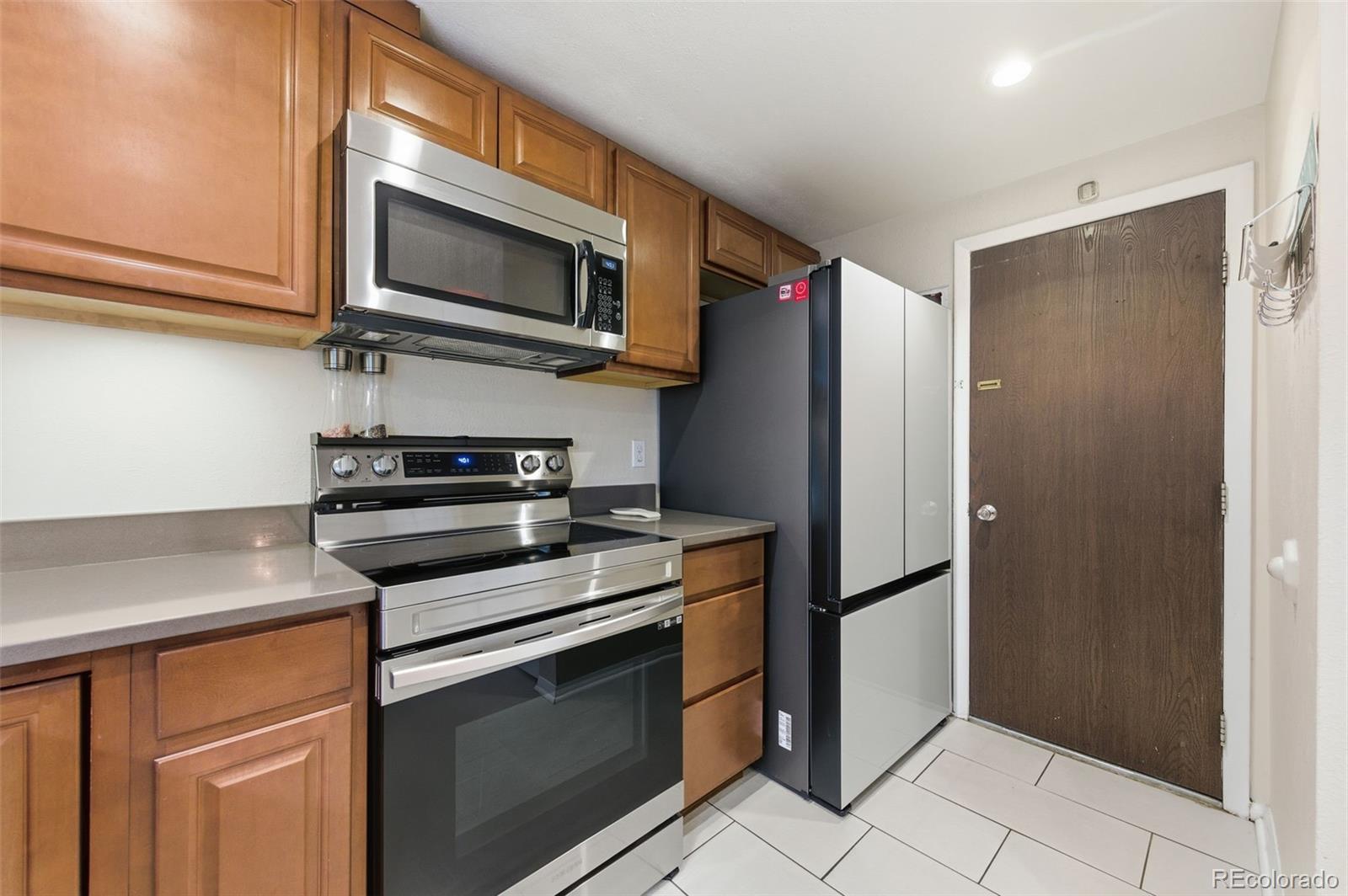 MLS Image #16 for 2447 s victor street,aurora, Colorado