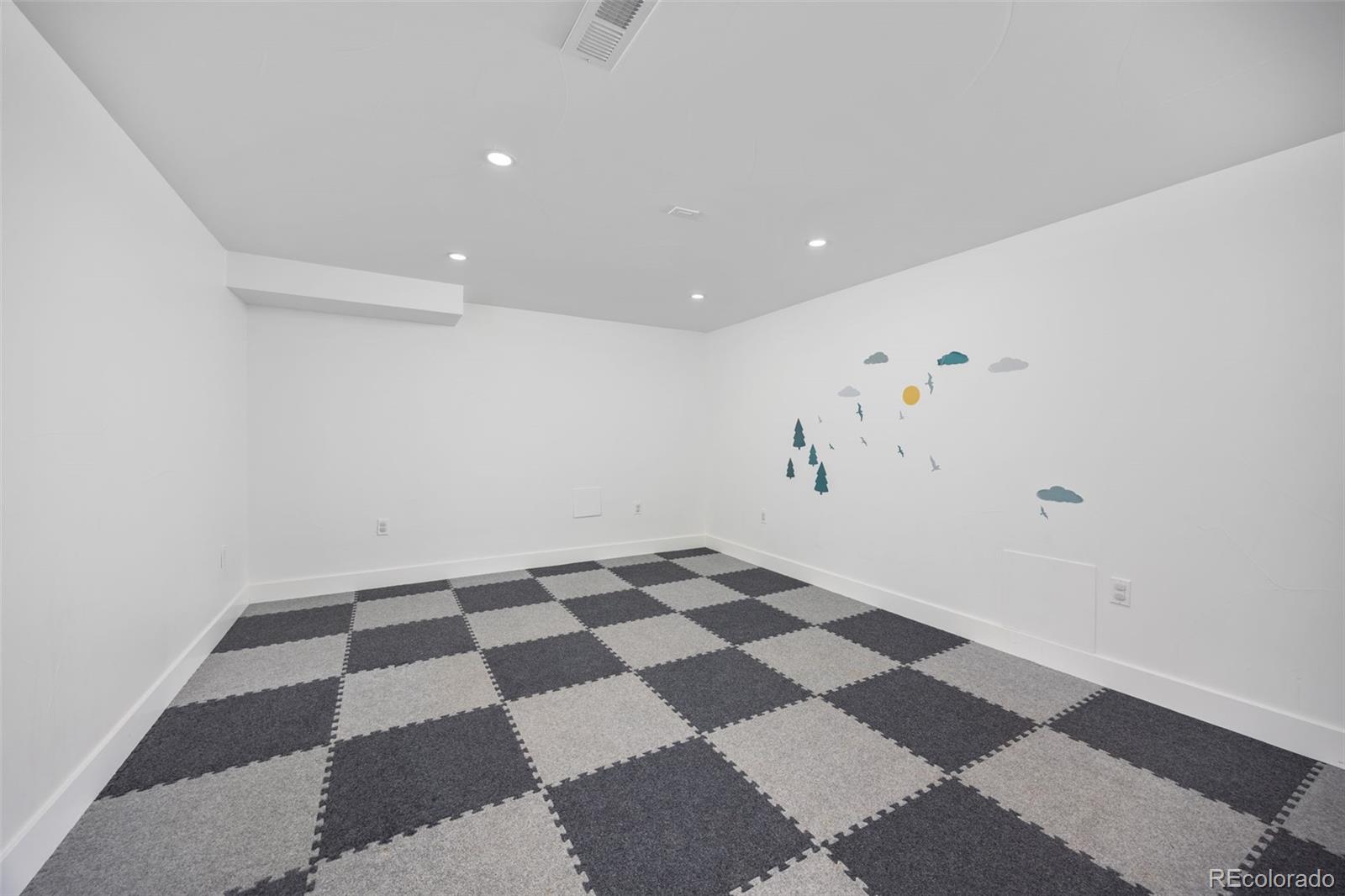 MLS Image #35 for 5315 e dakota avenue,denver, Colorado