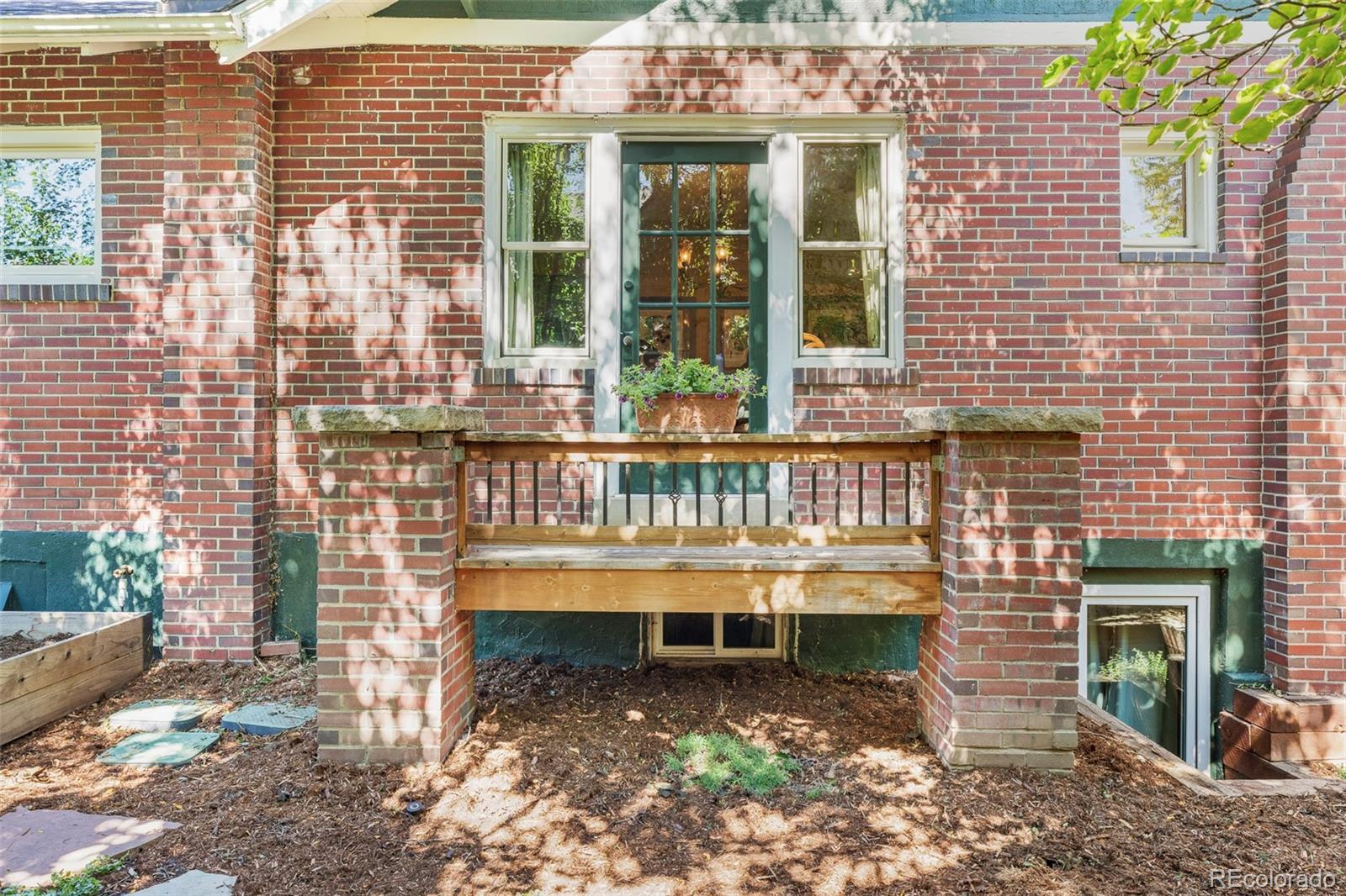 MLS Image #23 for 917  cook street,denver, Colorado