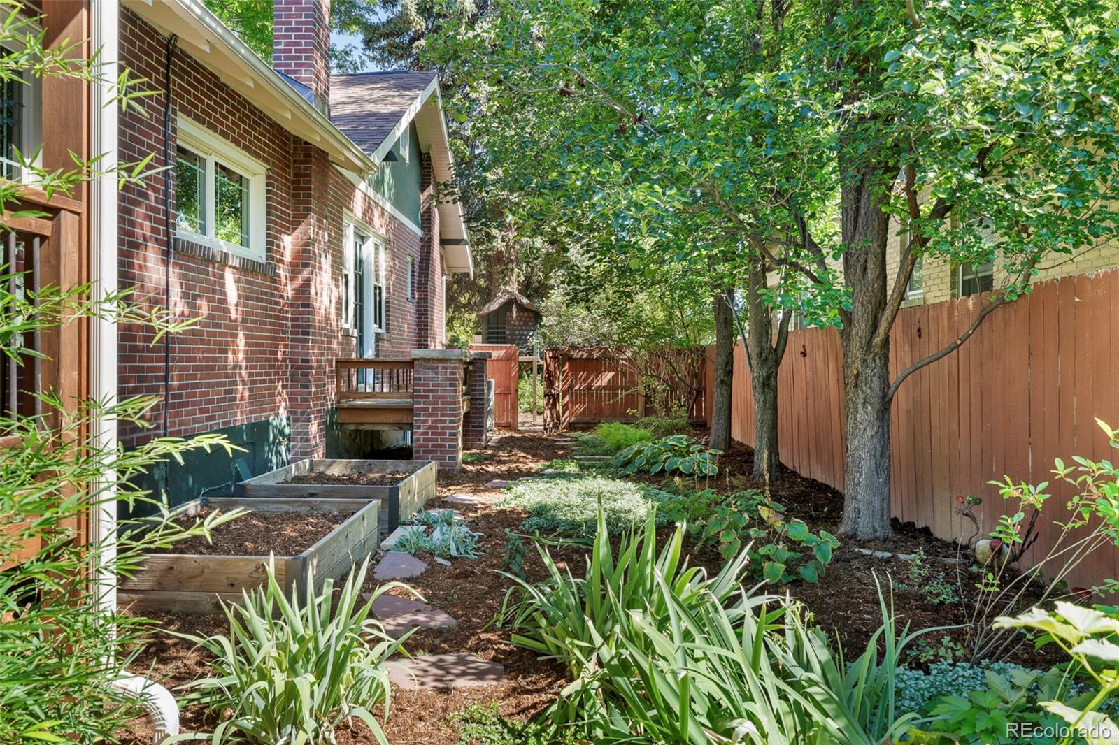 MLS Image #24 for 917  cook street,denver, Colorado