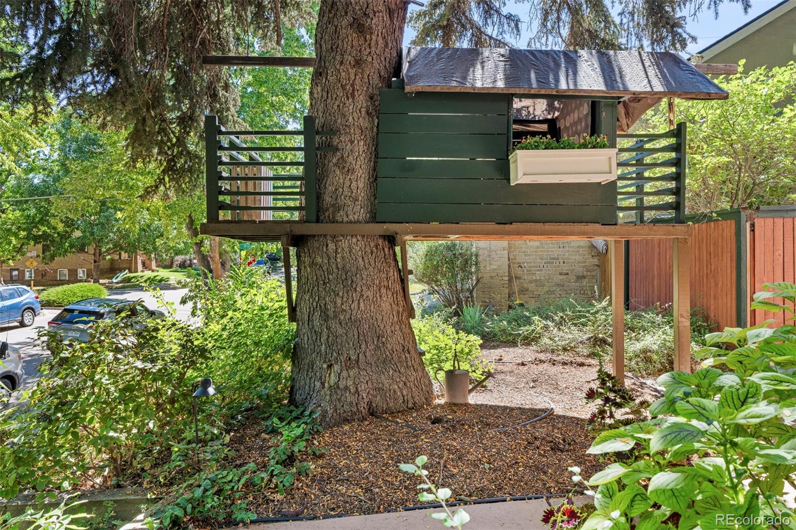 MLS Image #32 for 917  cook street,denver, Colorado