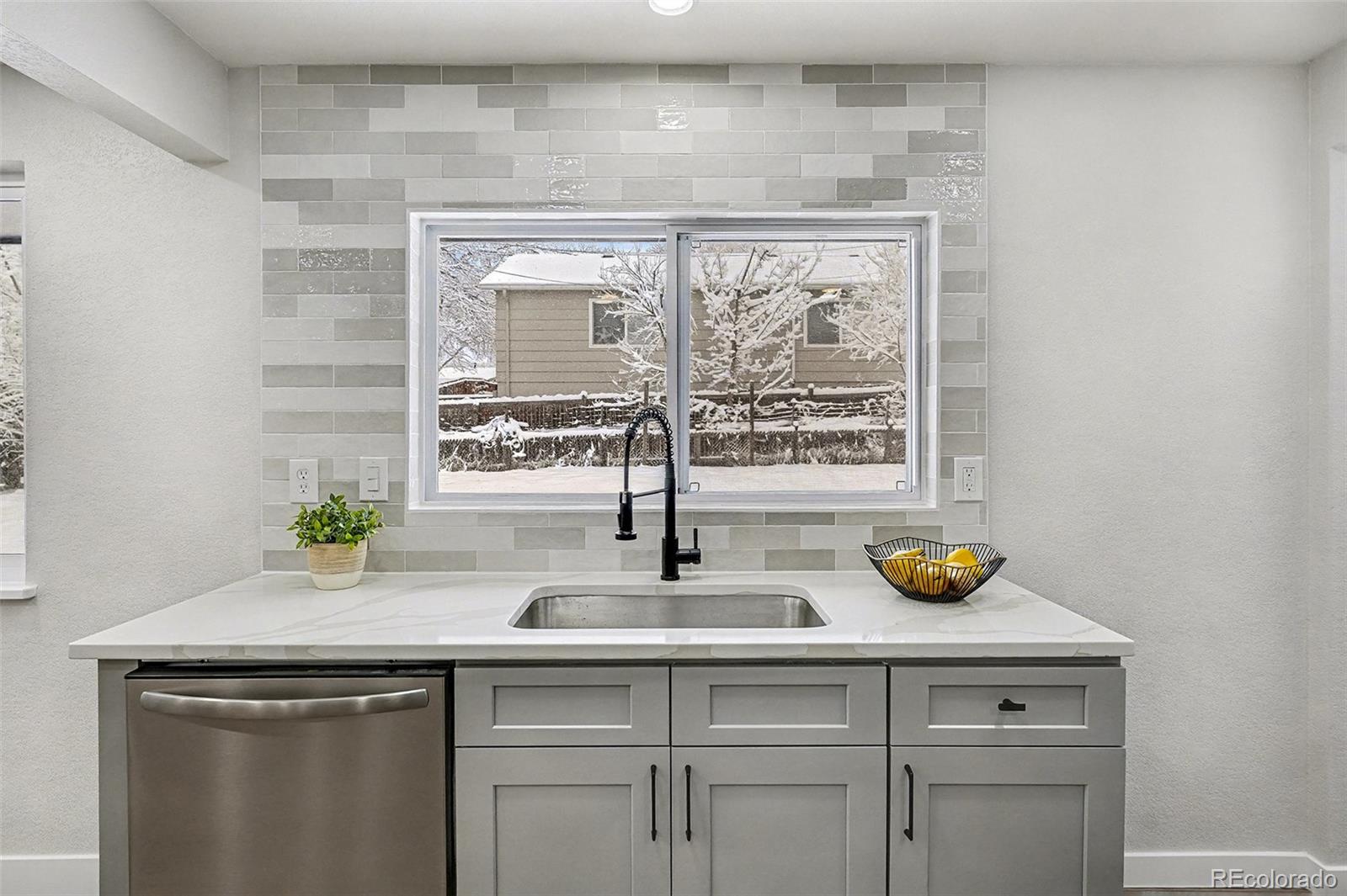 MLS Image #18 for 6552  harlan street,arvada, Colorado