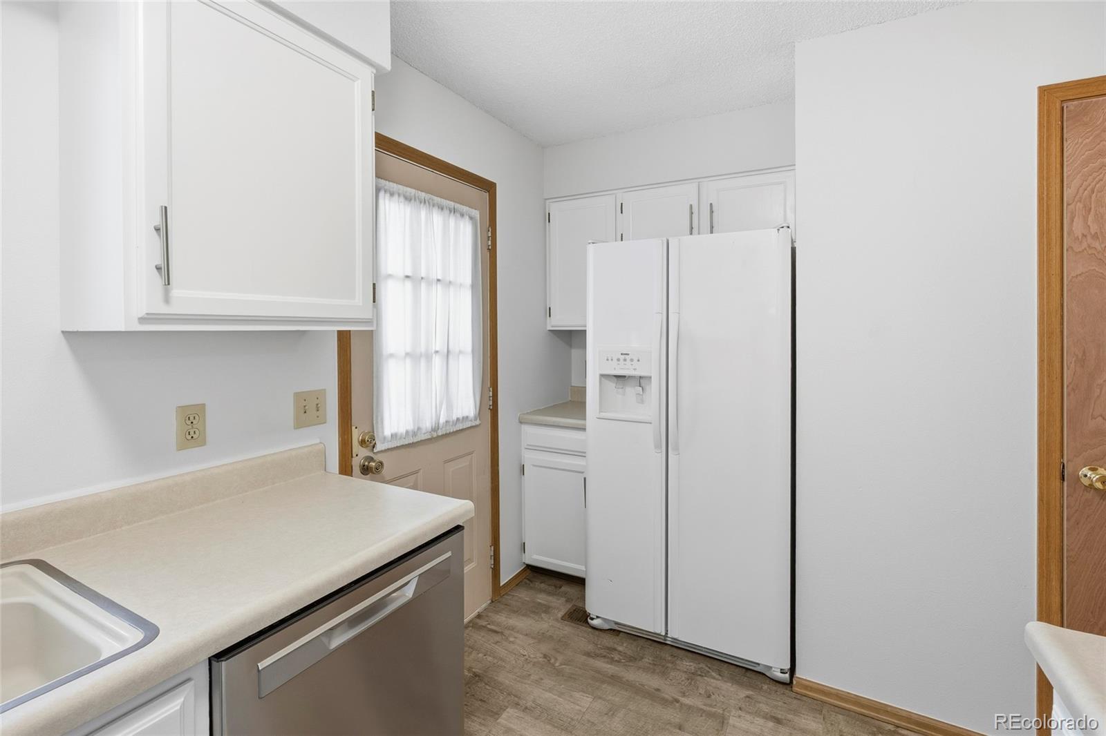 MLS Image #10 for 1811 s quebec way,denver, Colorado