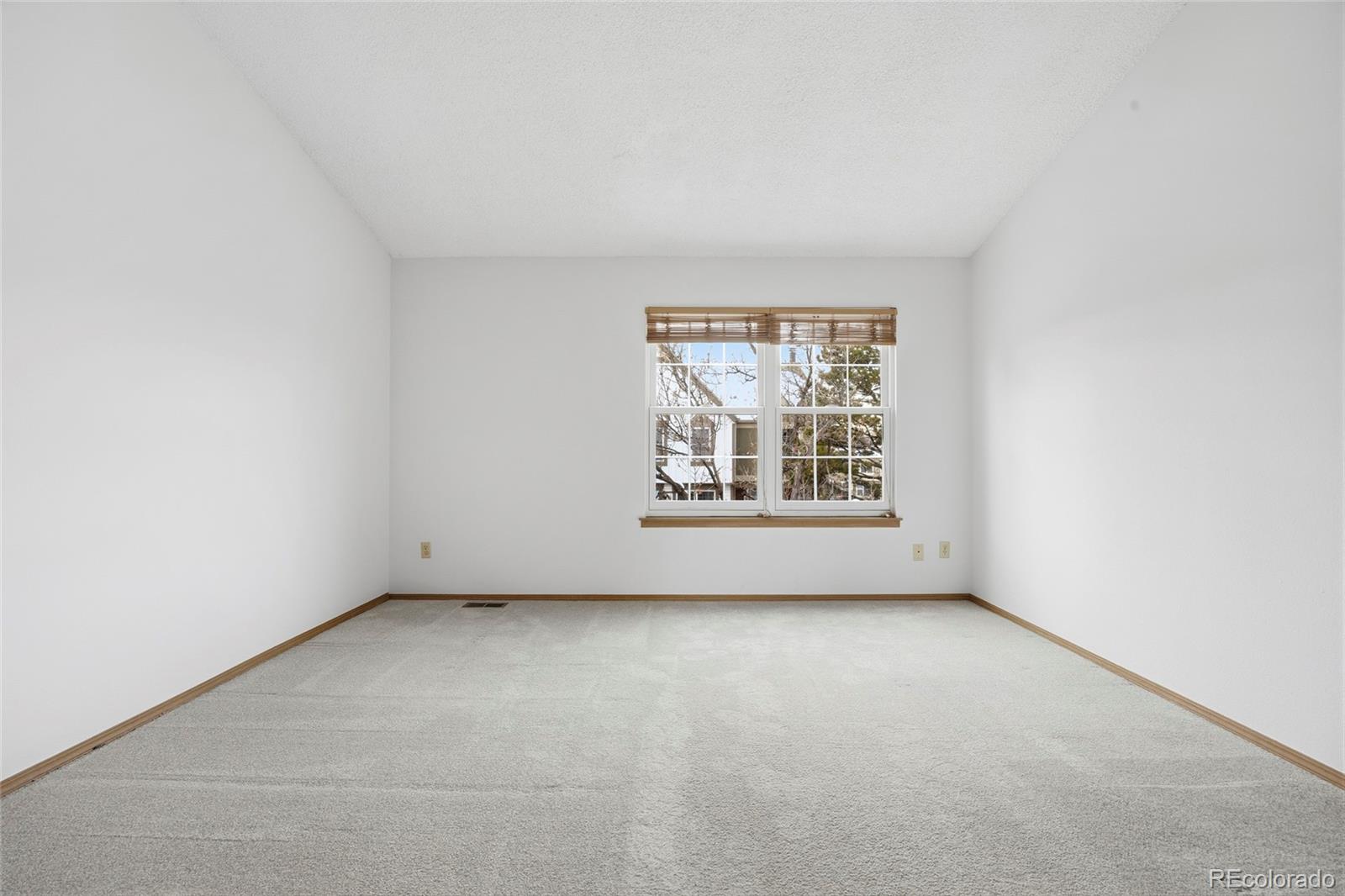 MLS Image #18 for 1811 s quebec way,denver, Colorado