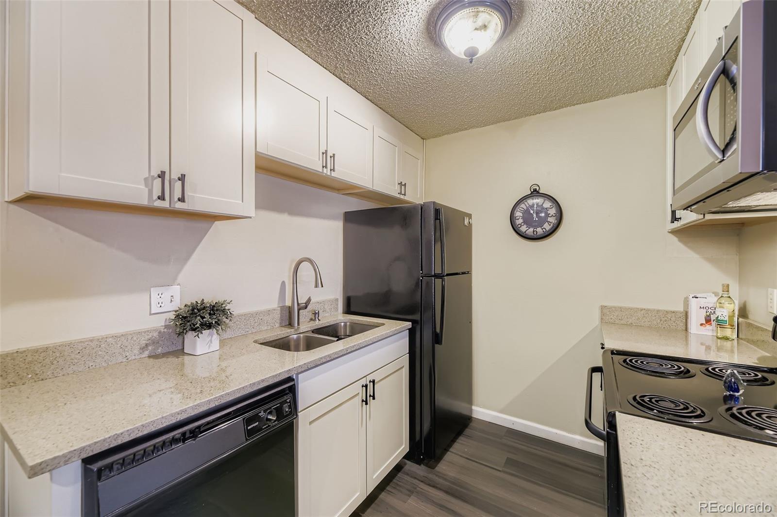 MLS Image #11 for 3100 s federal boulevard,denver, Colorado