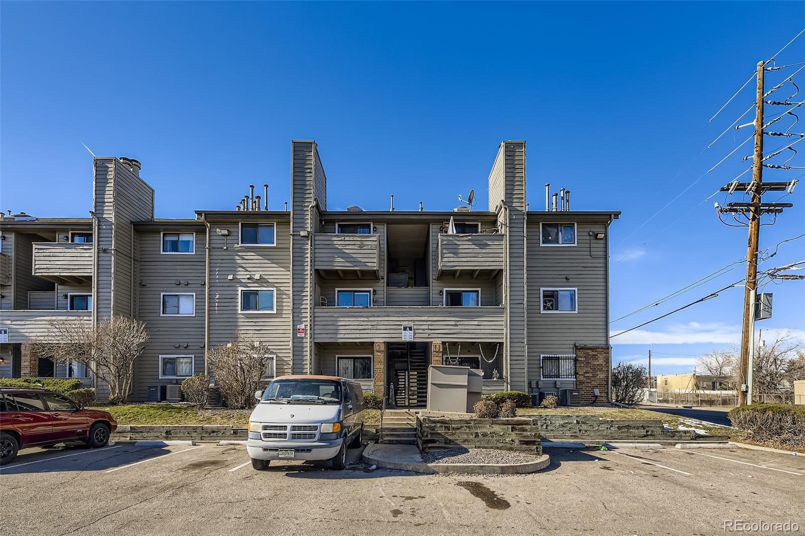 MLS Image #24 for 3100 s federal boulevard,denver, Colorado