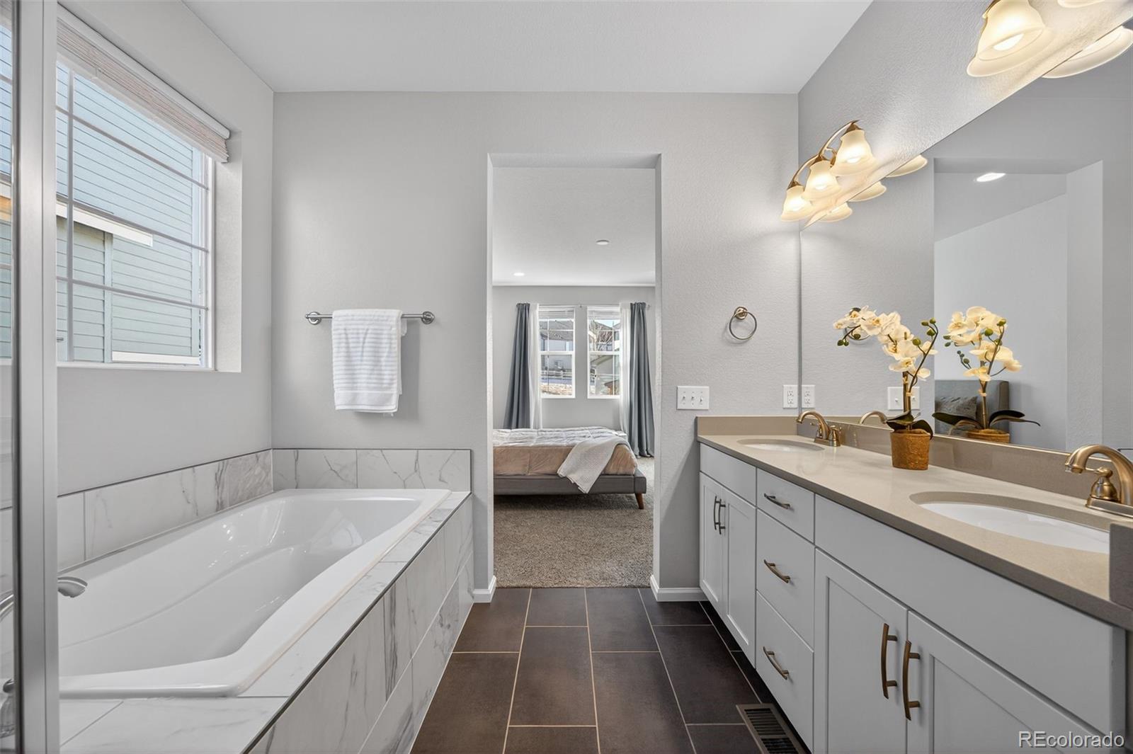 MLS Image #13 for 27200 e davies place,aurora, Colorado