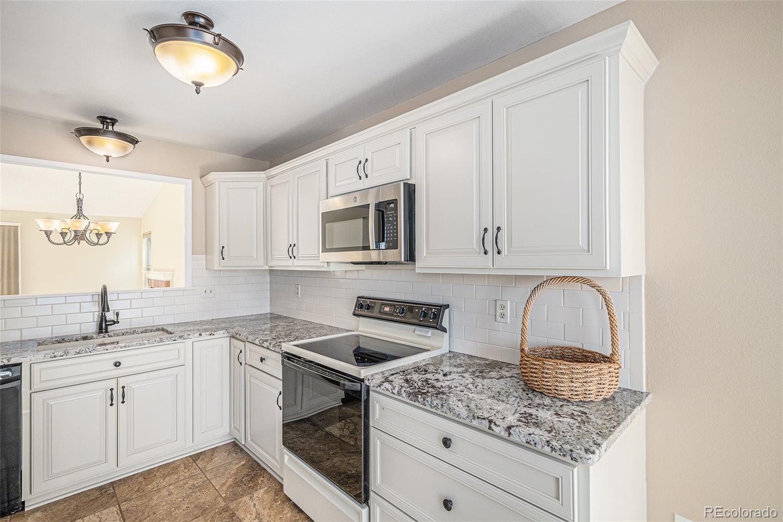 MLS Image #6 for 16  shetland court ,highlands ranch, Colorado