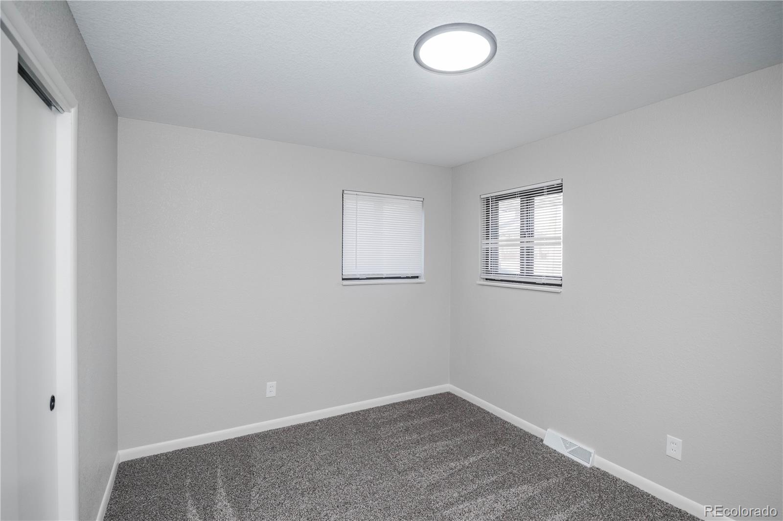 MLS Image #14 for 820  drake street,denver, Colorado