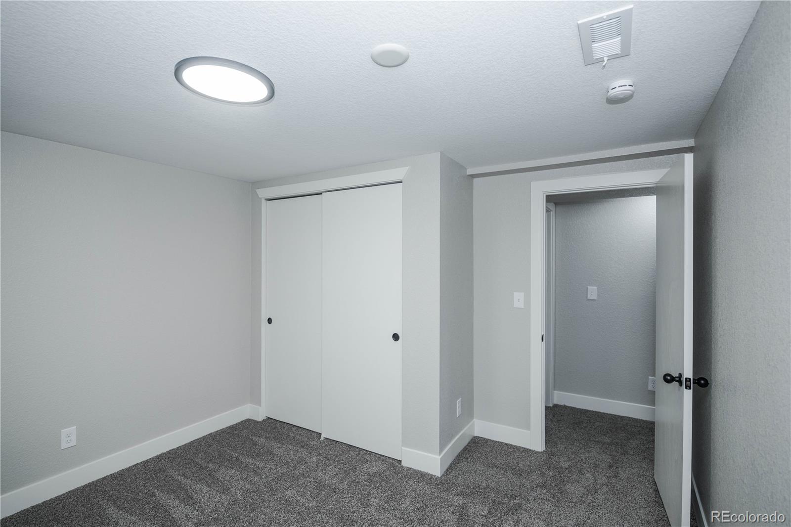 MLS Image #28 for 820  drake street,denver, Colorado