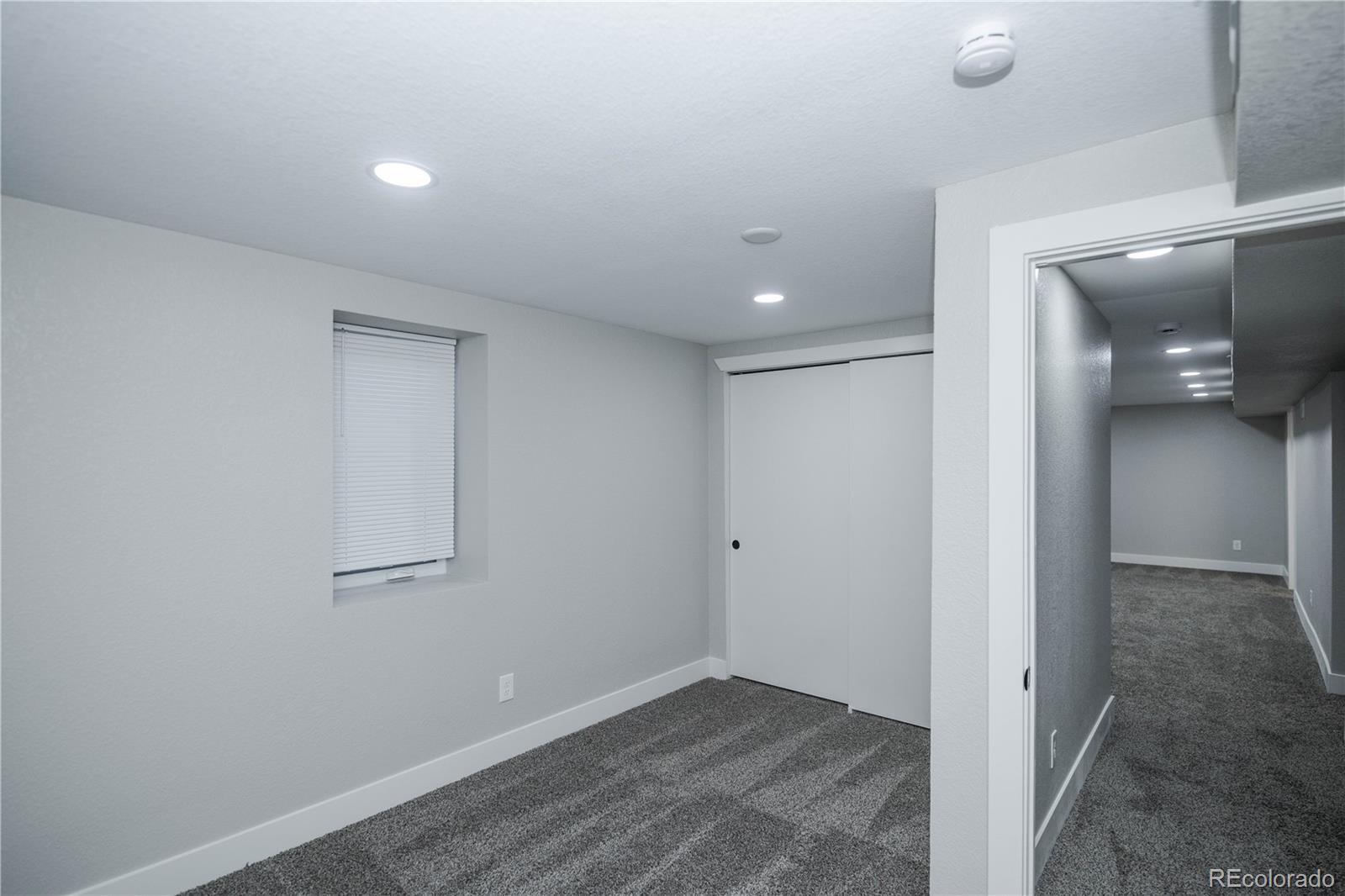MLS Image #29 for 820  drake street,denver, Colorado
