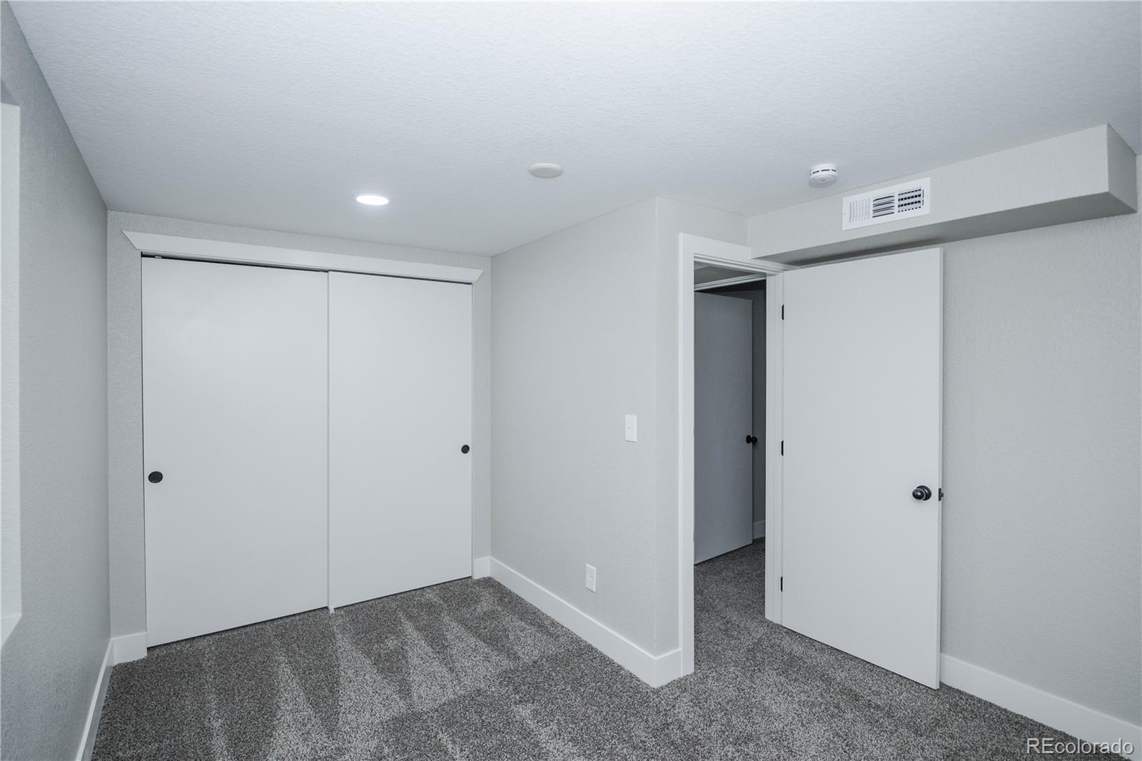 MLS Image #30 for 820  drake street,denver, Colorado