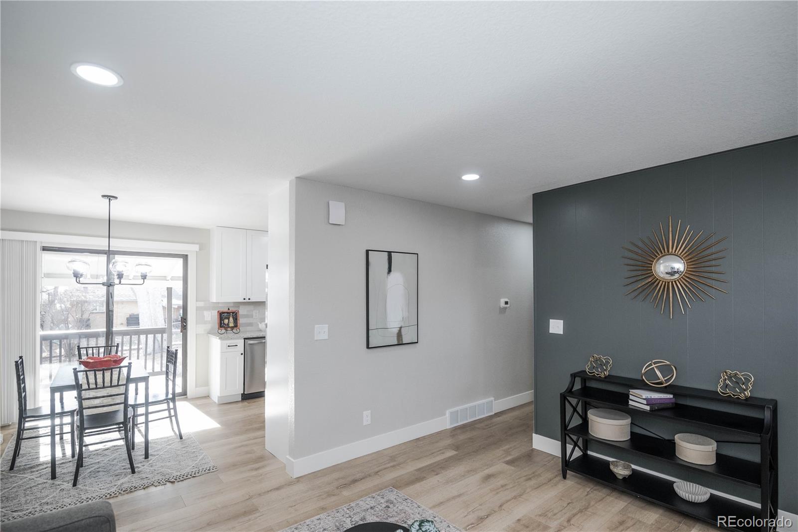 MLS Image #5 for 820  drake street,denver, Colorado