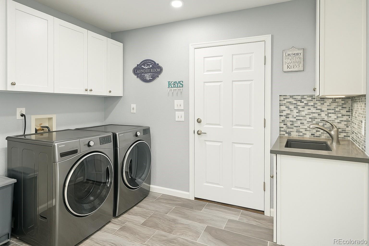 MLS Image #13 for 9788 s johnson way,littleton, Colorado