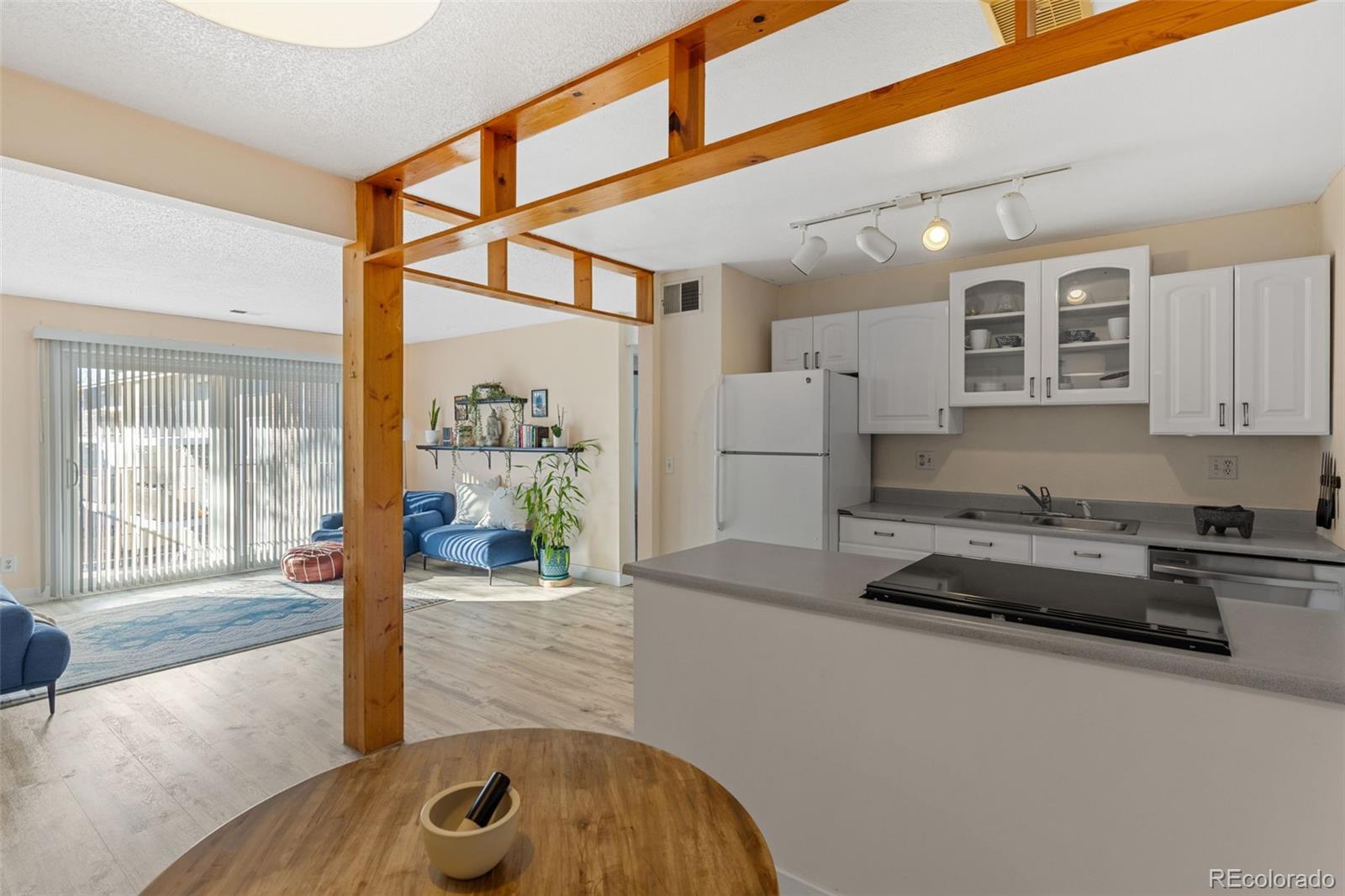 MLS Image #8 for 12180  huron  302,denver, Colorado