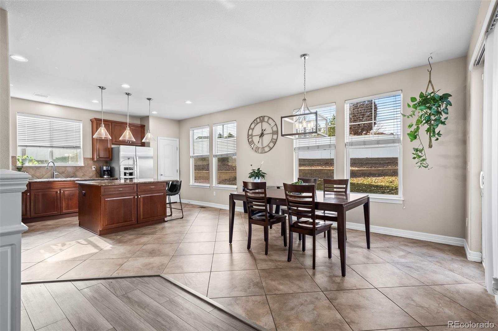 MLS Image #11 for 1305 s ensenada street,aurora, Colorado
