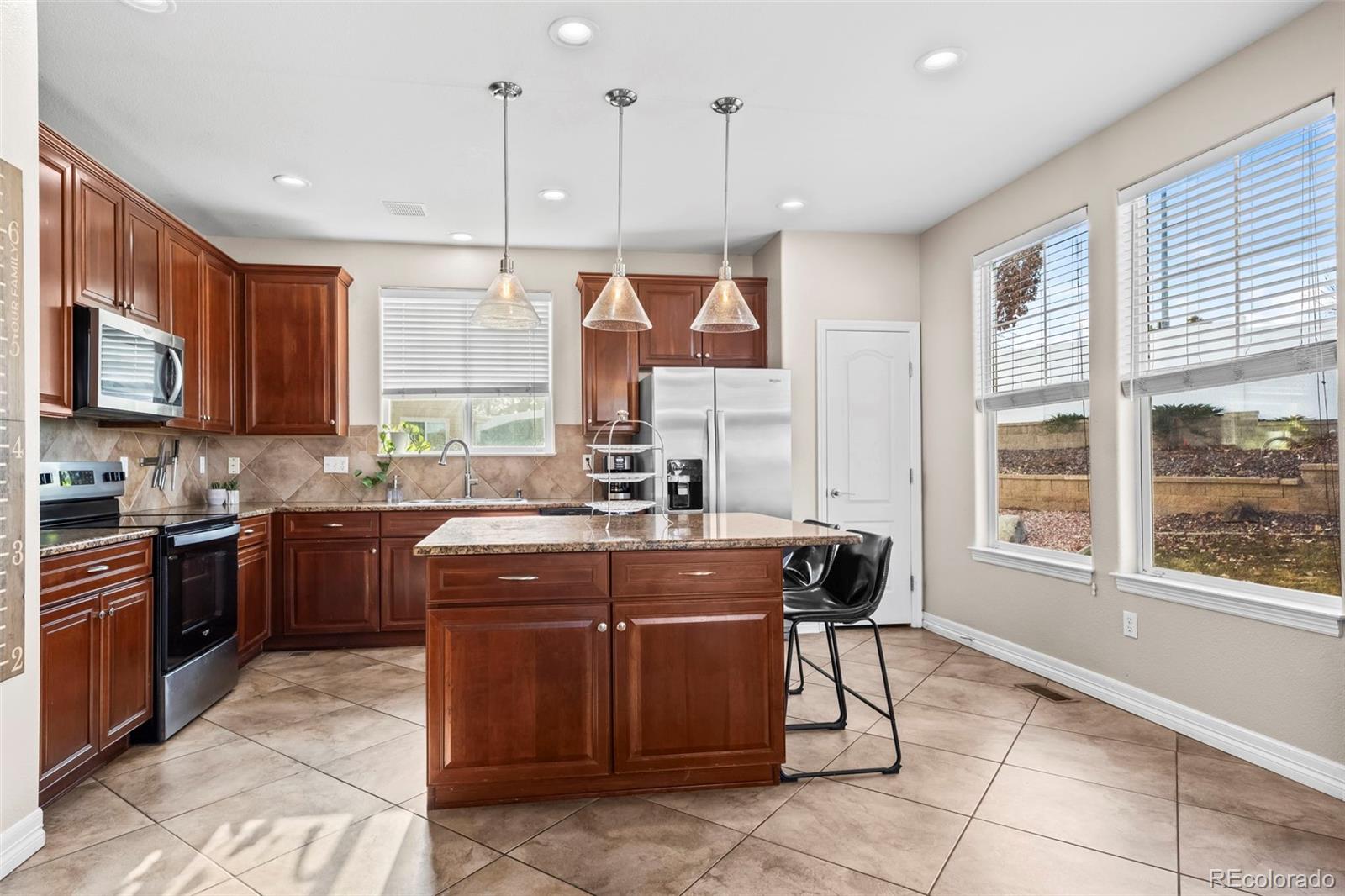 MLS Image #12 for 1305 s ensenada street,aurora, Colorado