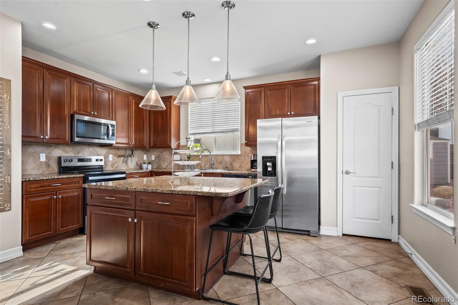 MLS Image #13 for 1305 s ensenada street,aurora, Colorado