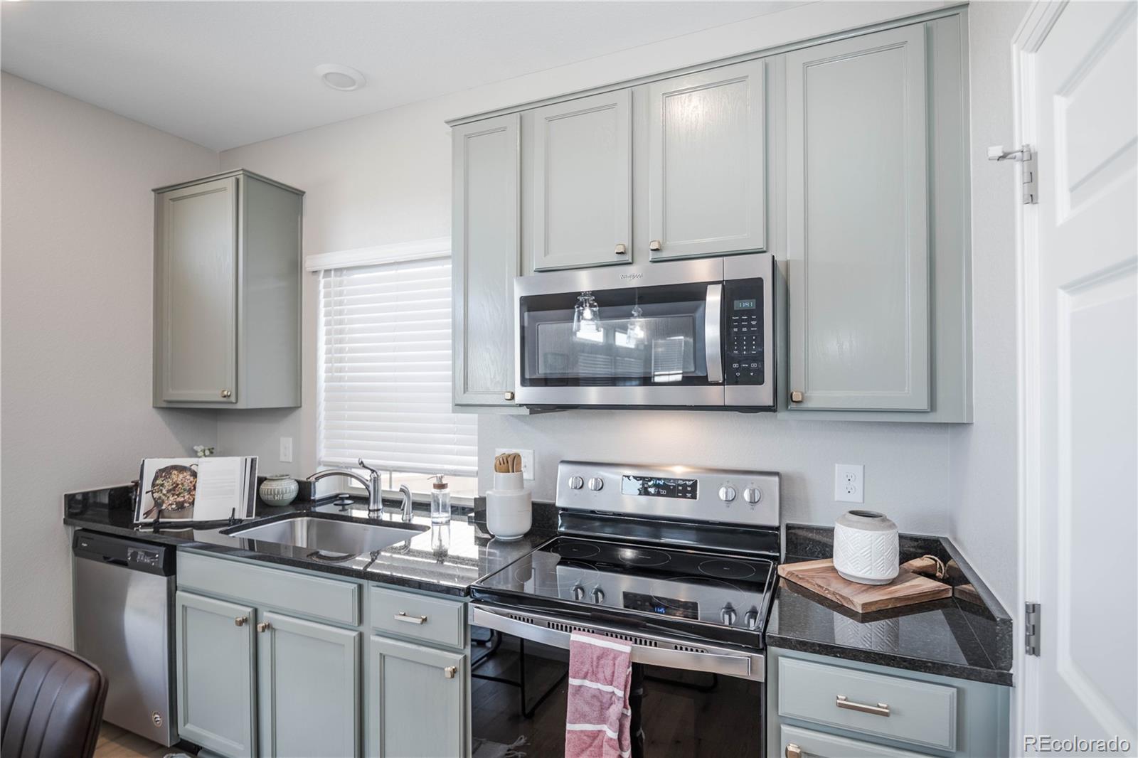 MLS Image #6 for 18361 e 102nd place,commerce city, Colorado