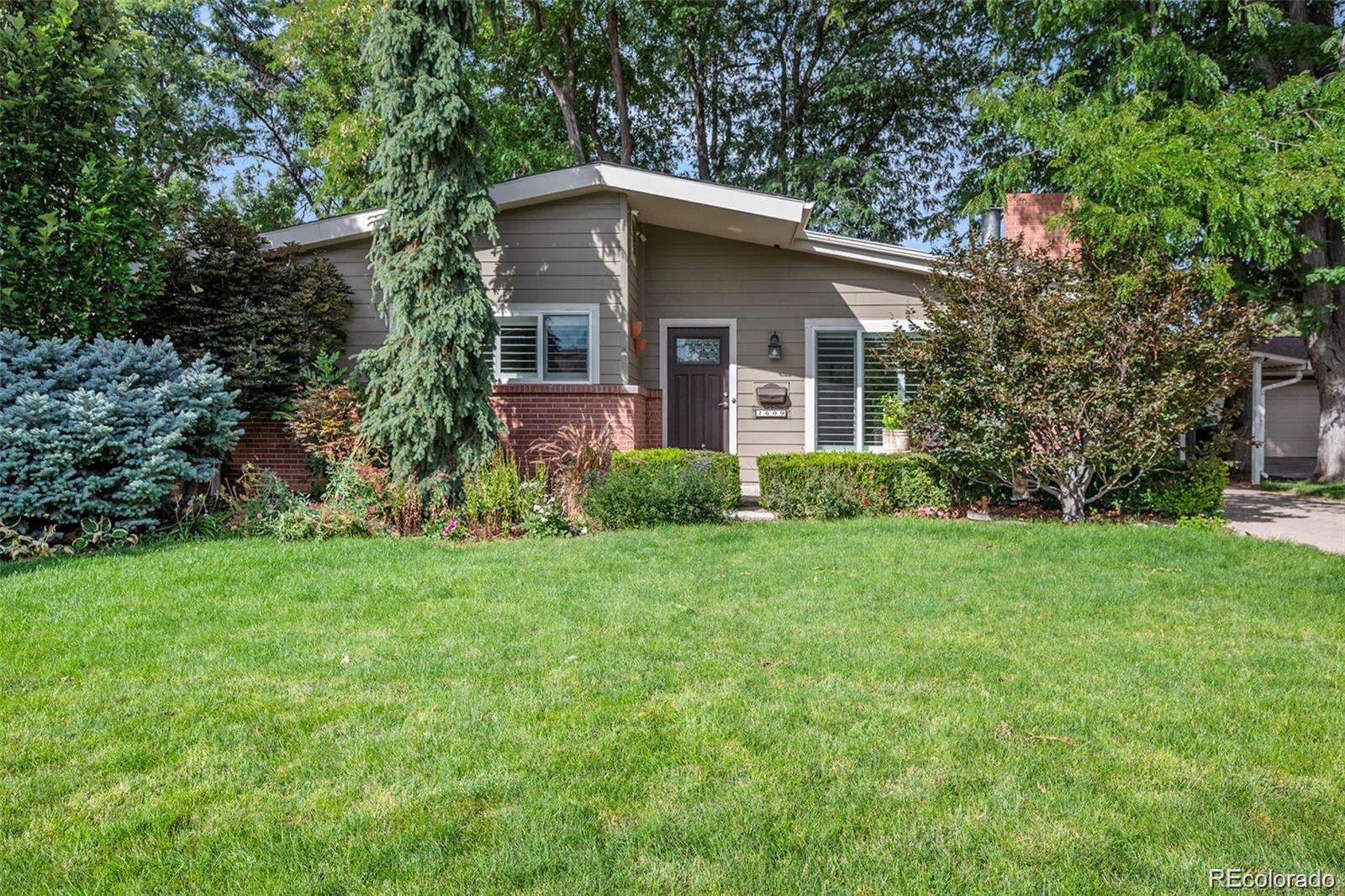 MLS Image #2 for 2609 s dahlia street,denver, Colorado