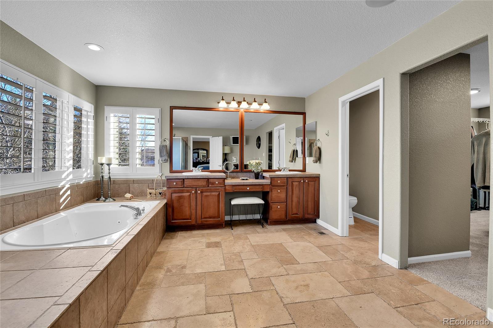 MLS Image #20 for 24622 e ontario drive,aurora, Colorado