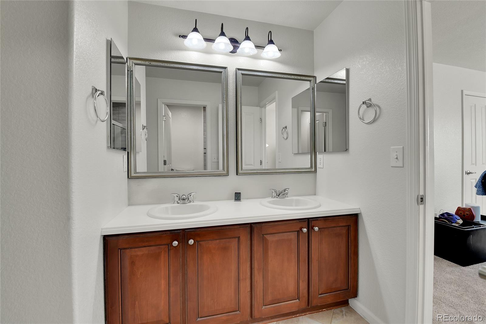 MLS Image #25 for 24622 e ontario drive,aurora, Colorado