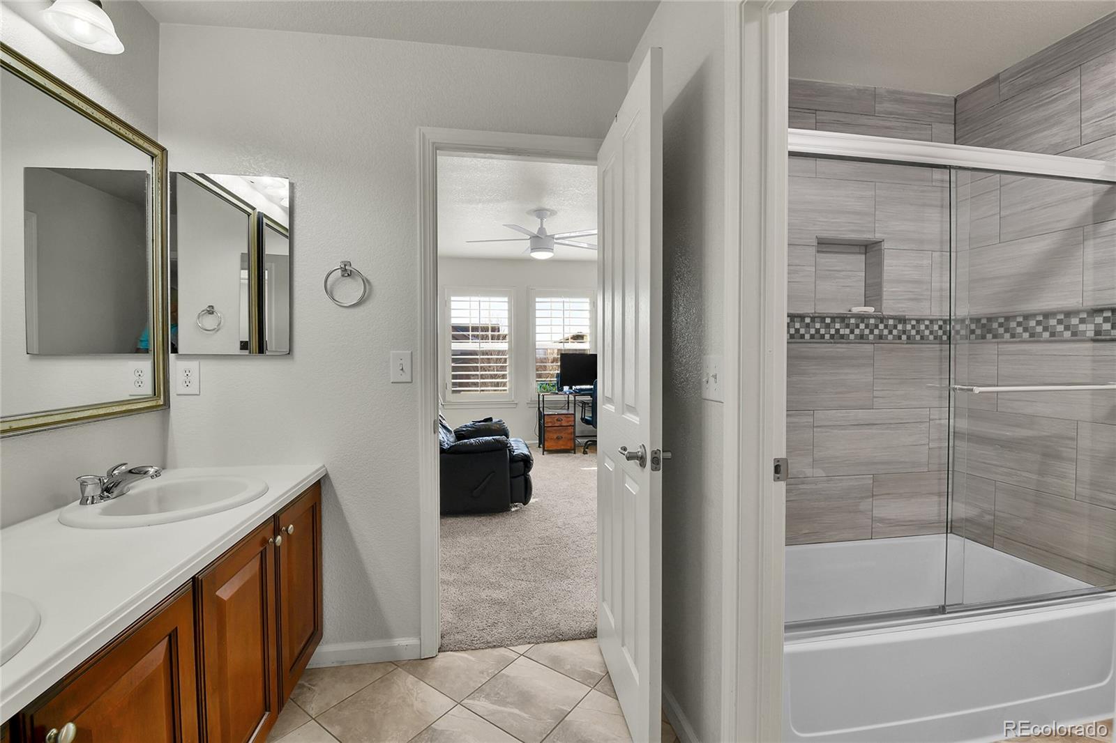 MLS Image #26 for 24622 e ontario drive,aurora, Colorado