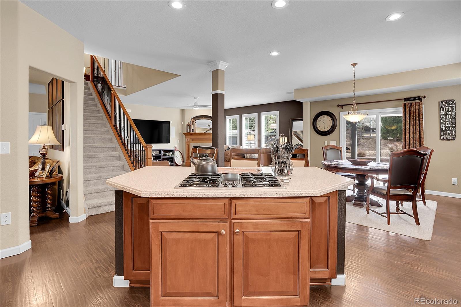 MLS Image #8 for 24622 e ontario drive,aurora, Colorado
