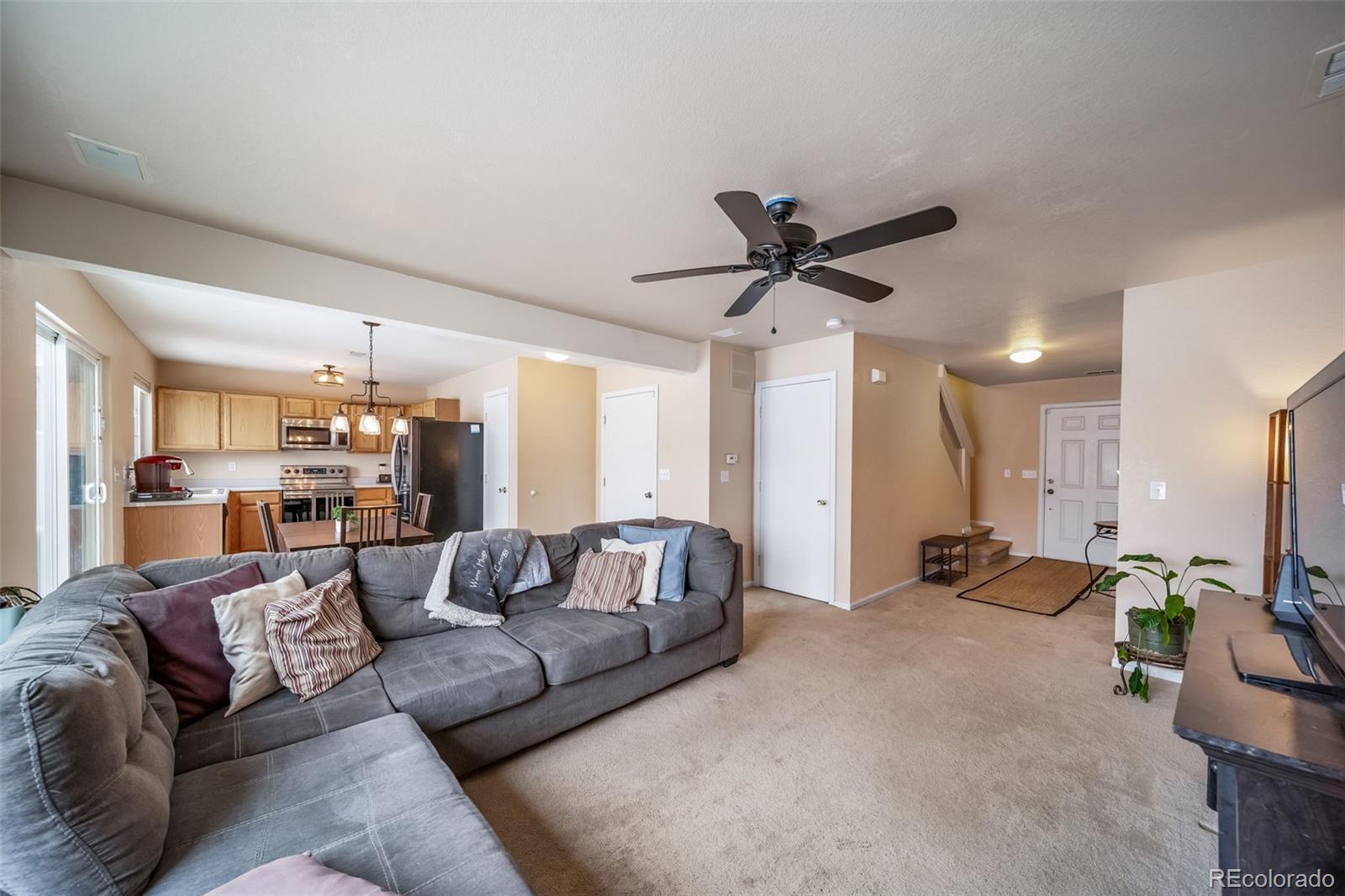 MLS Image #8 for 19776 e 47th place,denver, Colorado