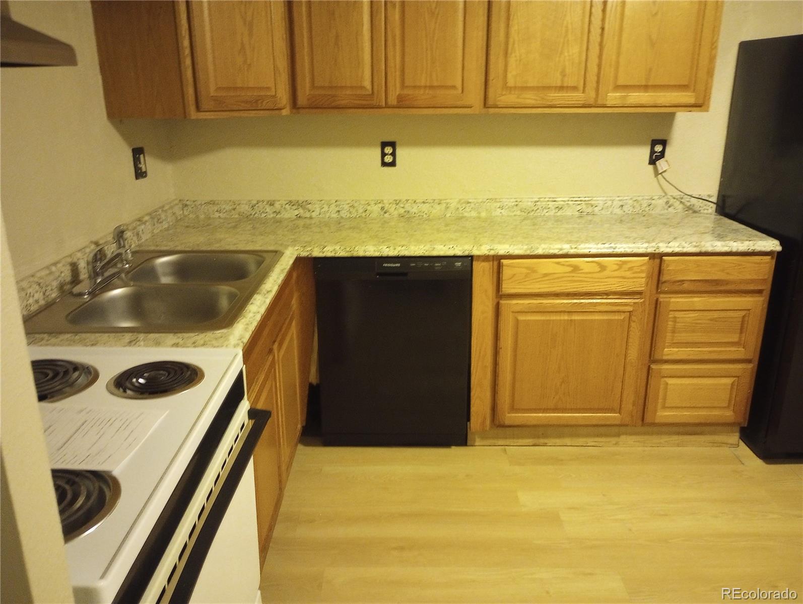 MLS Image #12 for 8822 e florida avenue 206,denver, Colorado
