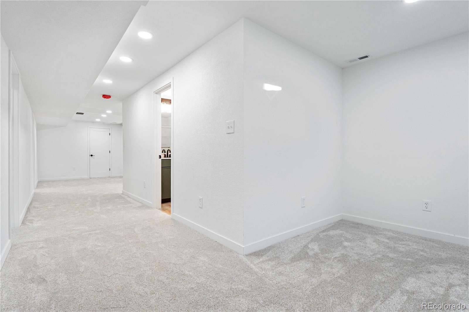 MLS Image #19 for 8269  zephyr street,arvada, Colorado
