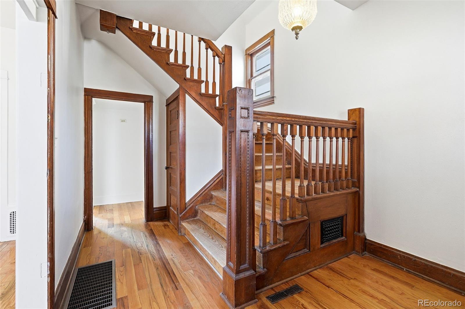 MLS Image #5 for 385 s logan street,denver, Colorado