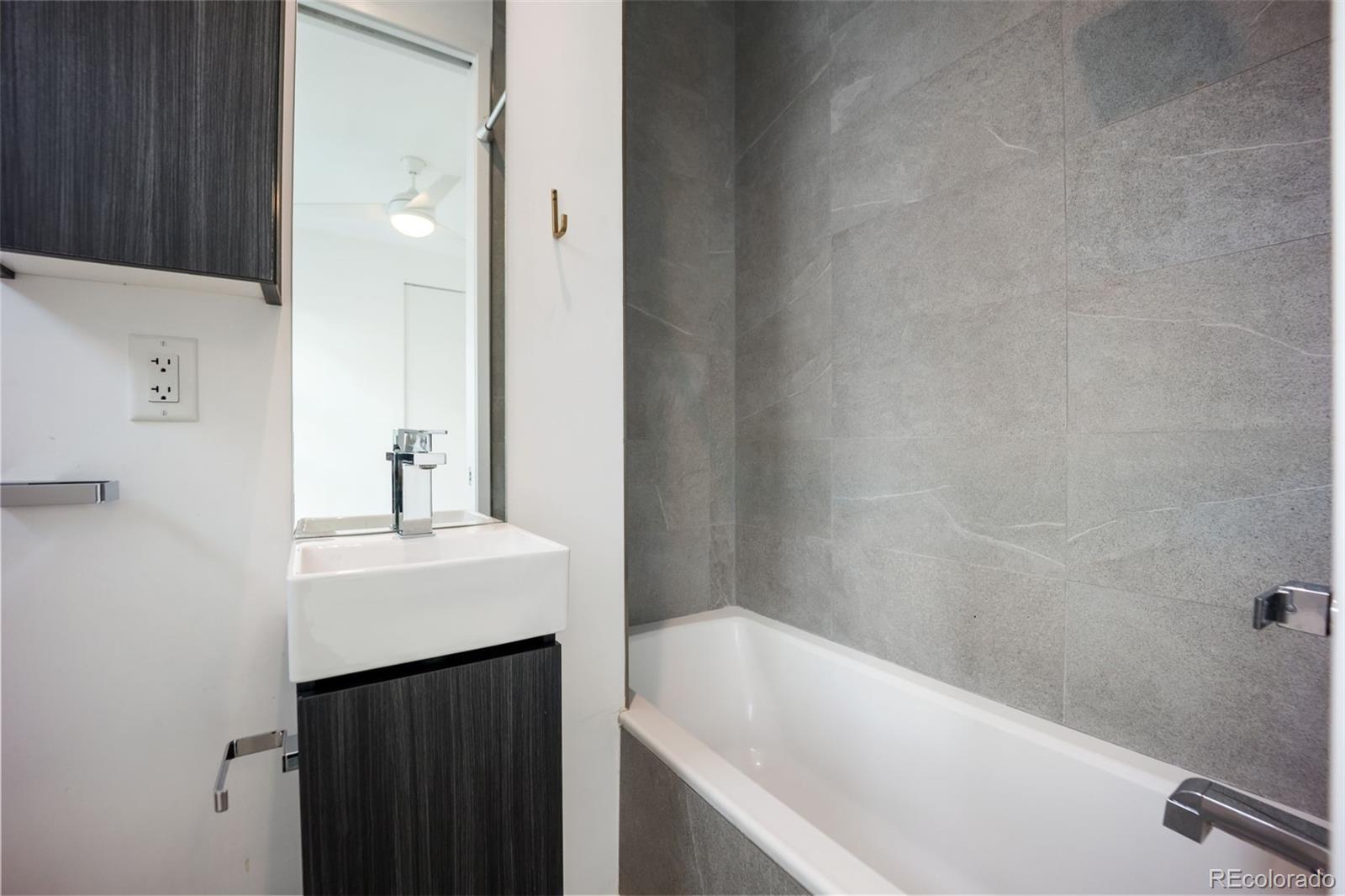 MLS Image #13 for 2162 s delaware street,denver, Colorado