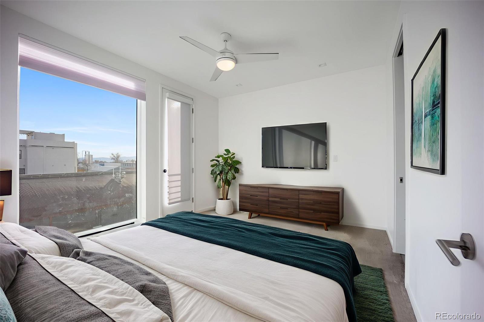 MLS Image #8 for 2162 s delaware street,denver, Colorado
