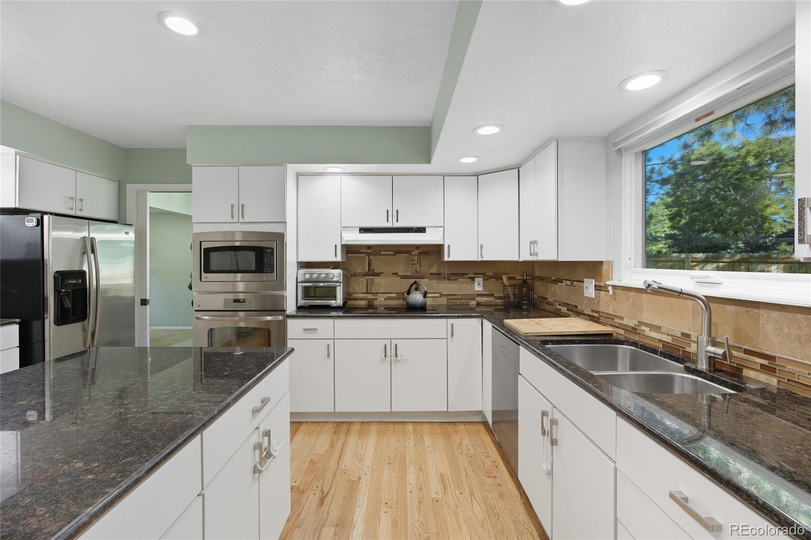 MLS Image #10 for 10885 e crestline place,englewood, Colorado