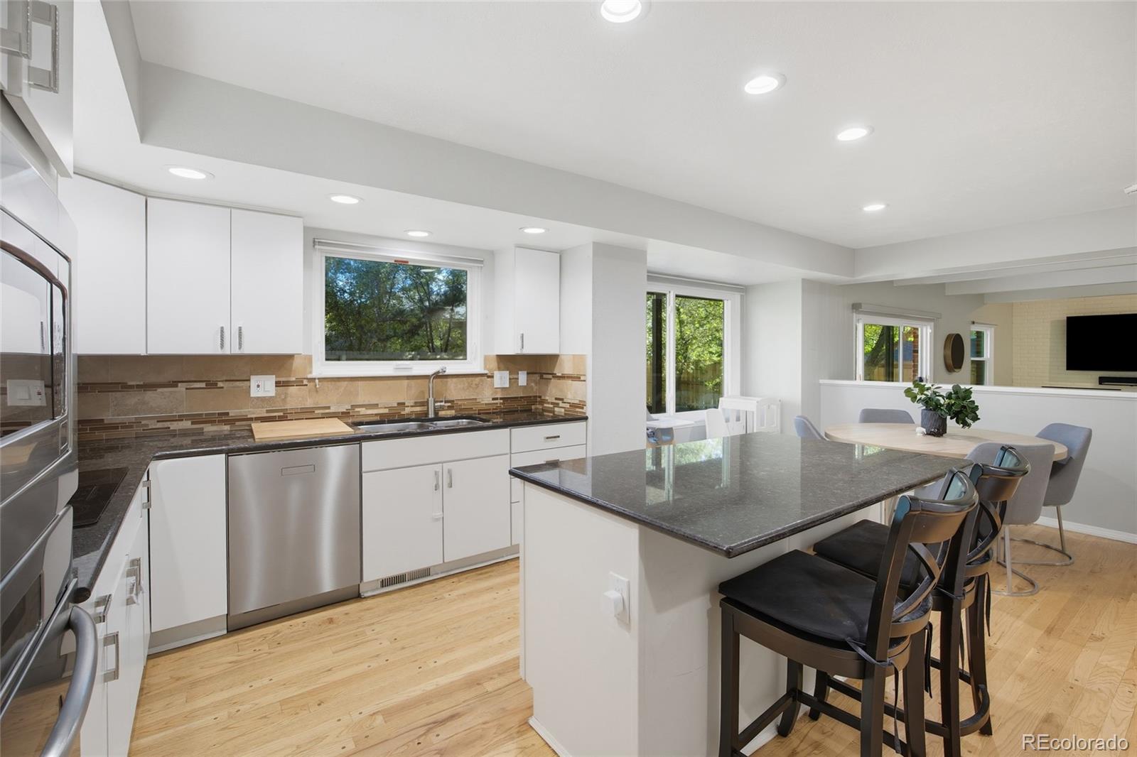 MLS Image #9 for 10885 e crestline place,englewood, Colorado