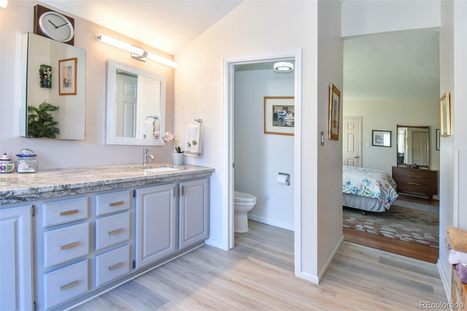 MLS Image #14 for 10321 e ford place,denver, Colorado