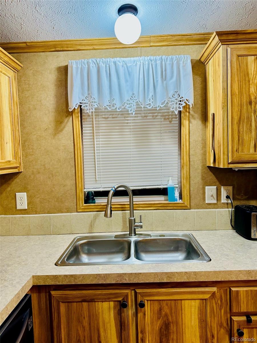 MLS Image #12 for 810  road 110 ,mosca, Colorado