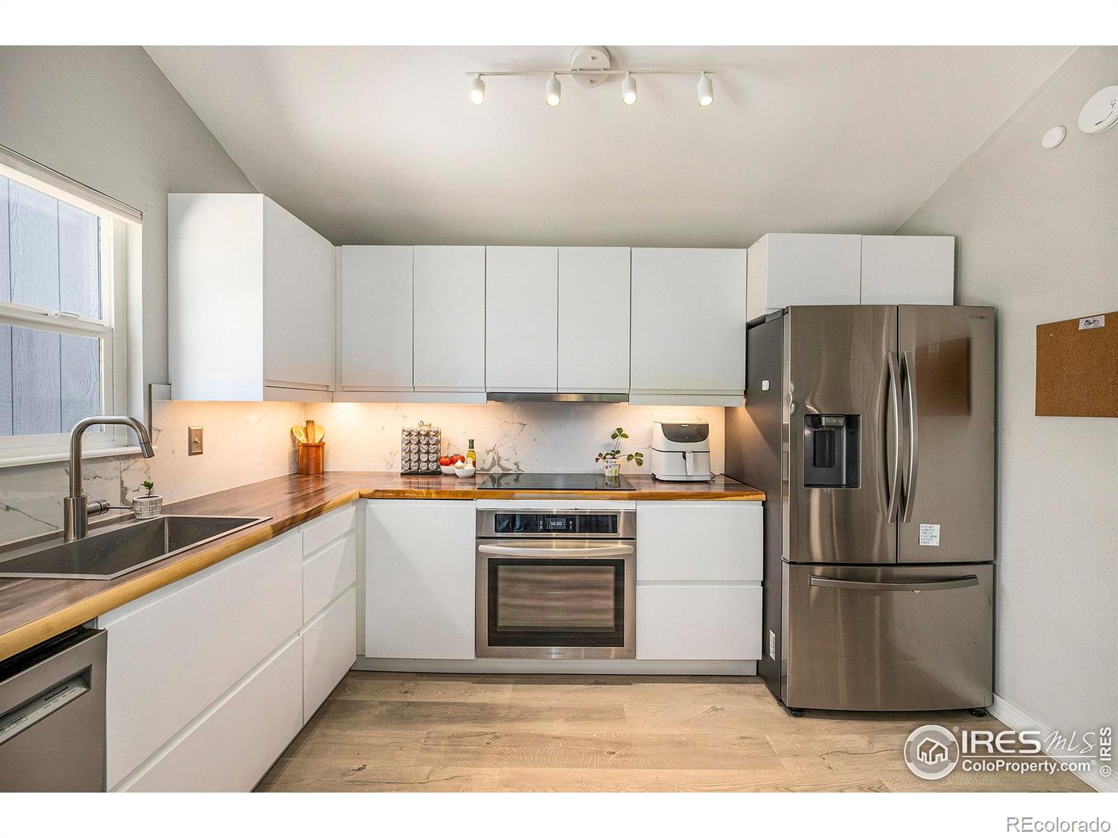 MLS Image #8 for 2500  sunset drive,longmont, Colorado