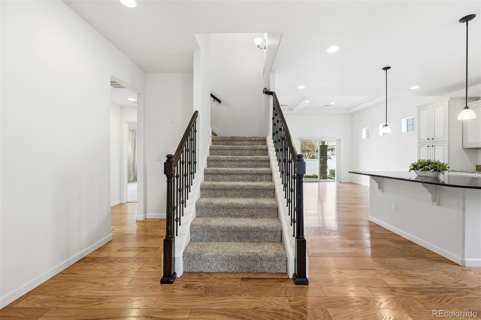 MLS Image #16 for 19753 e 54th avenue,denver, Colorado