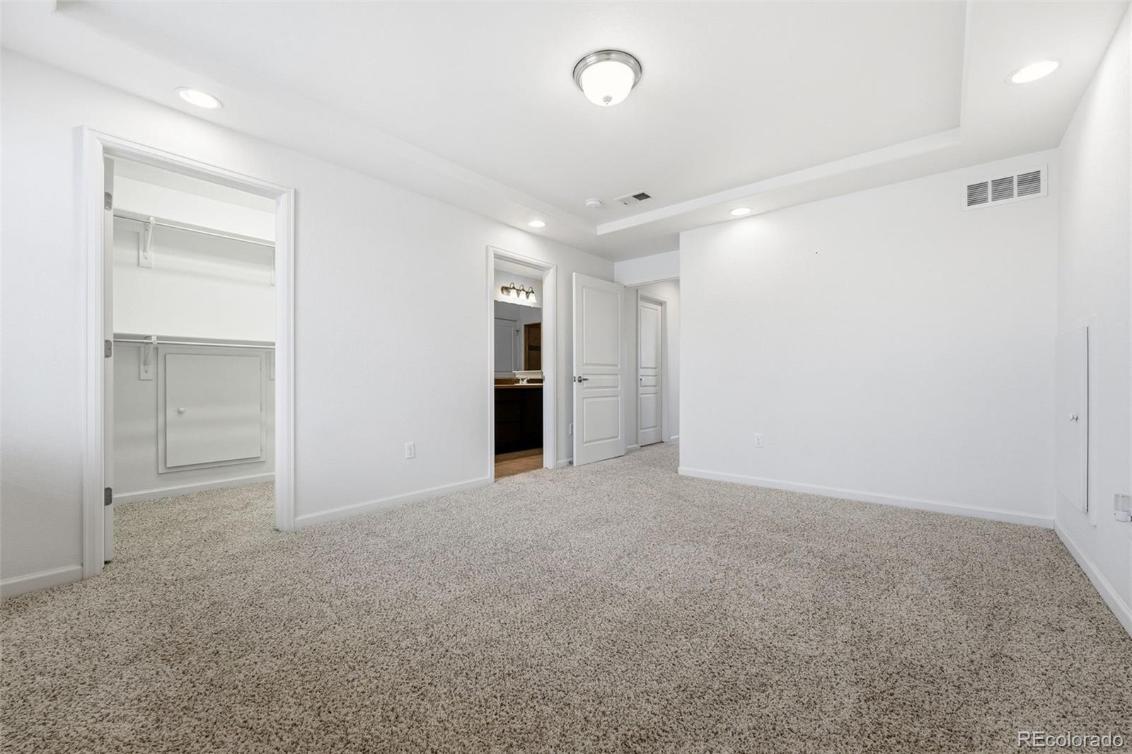 MLS Image #35 for 19753 e 54th avenue,denver, Colorado