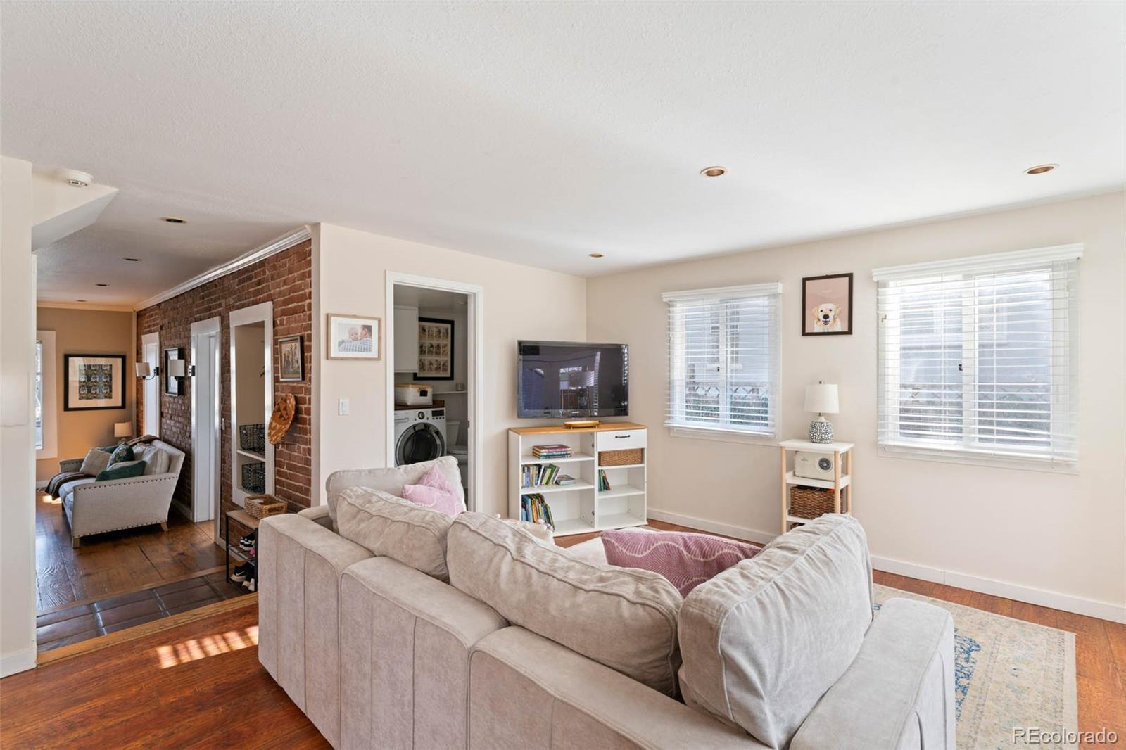 MLS Image #10 for 2551 s logan street,denver, Colorado