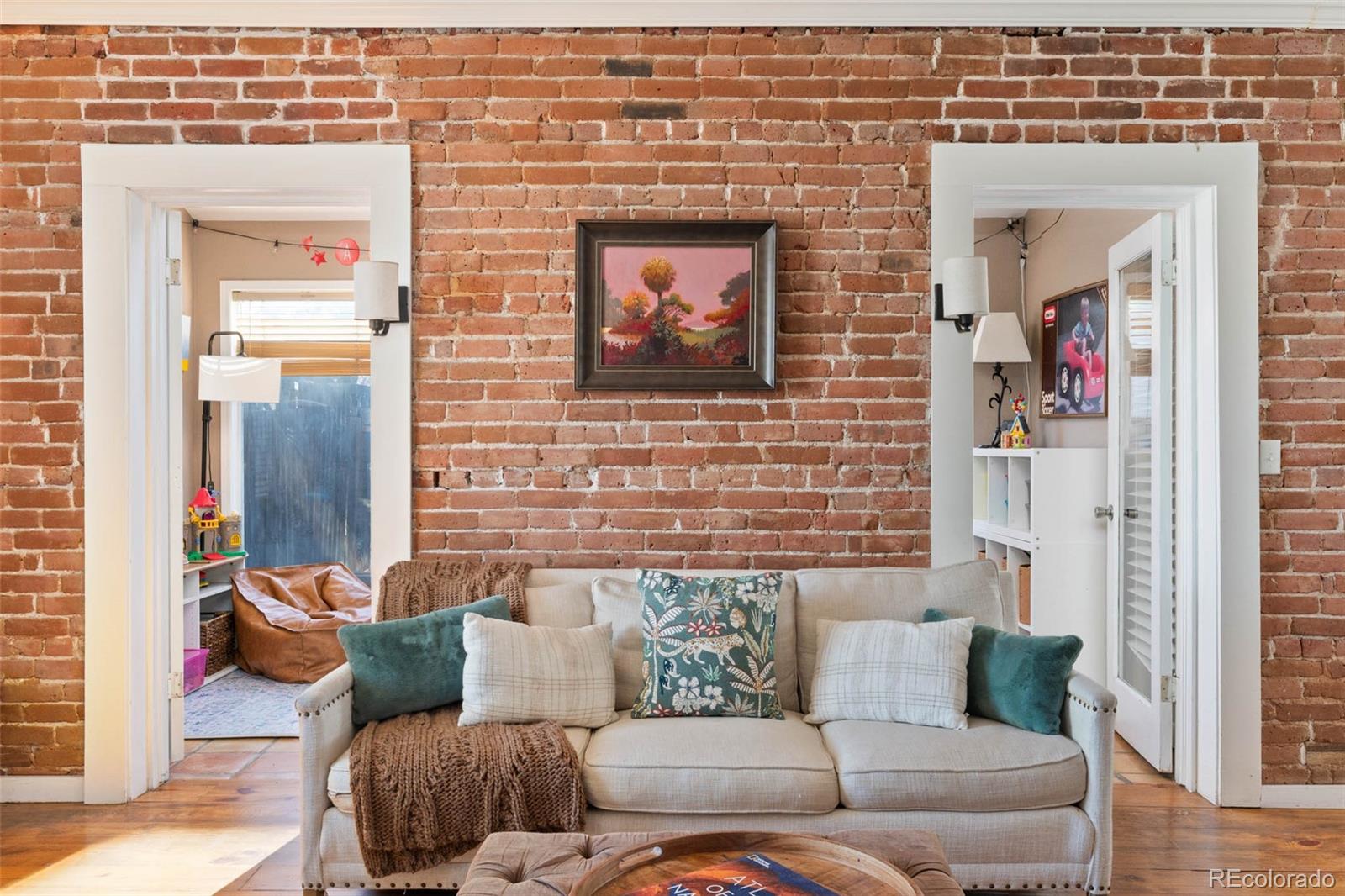 MLS Image #6 for 2551 s logan street,denver, Colorado